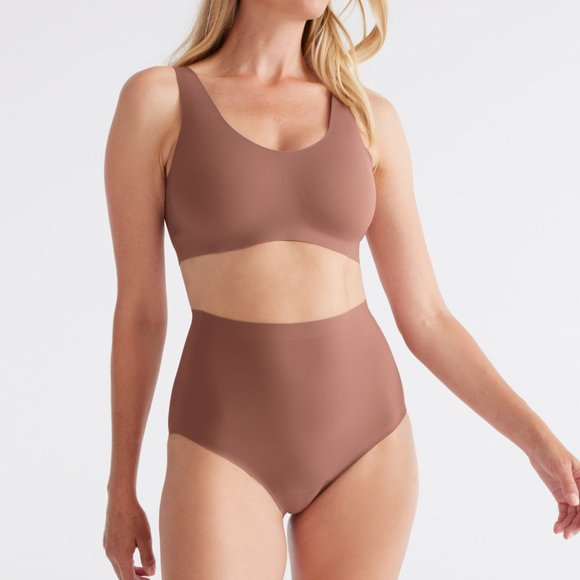 Knix Leakproof Panties - Black and Brown - Picture 10 of 12